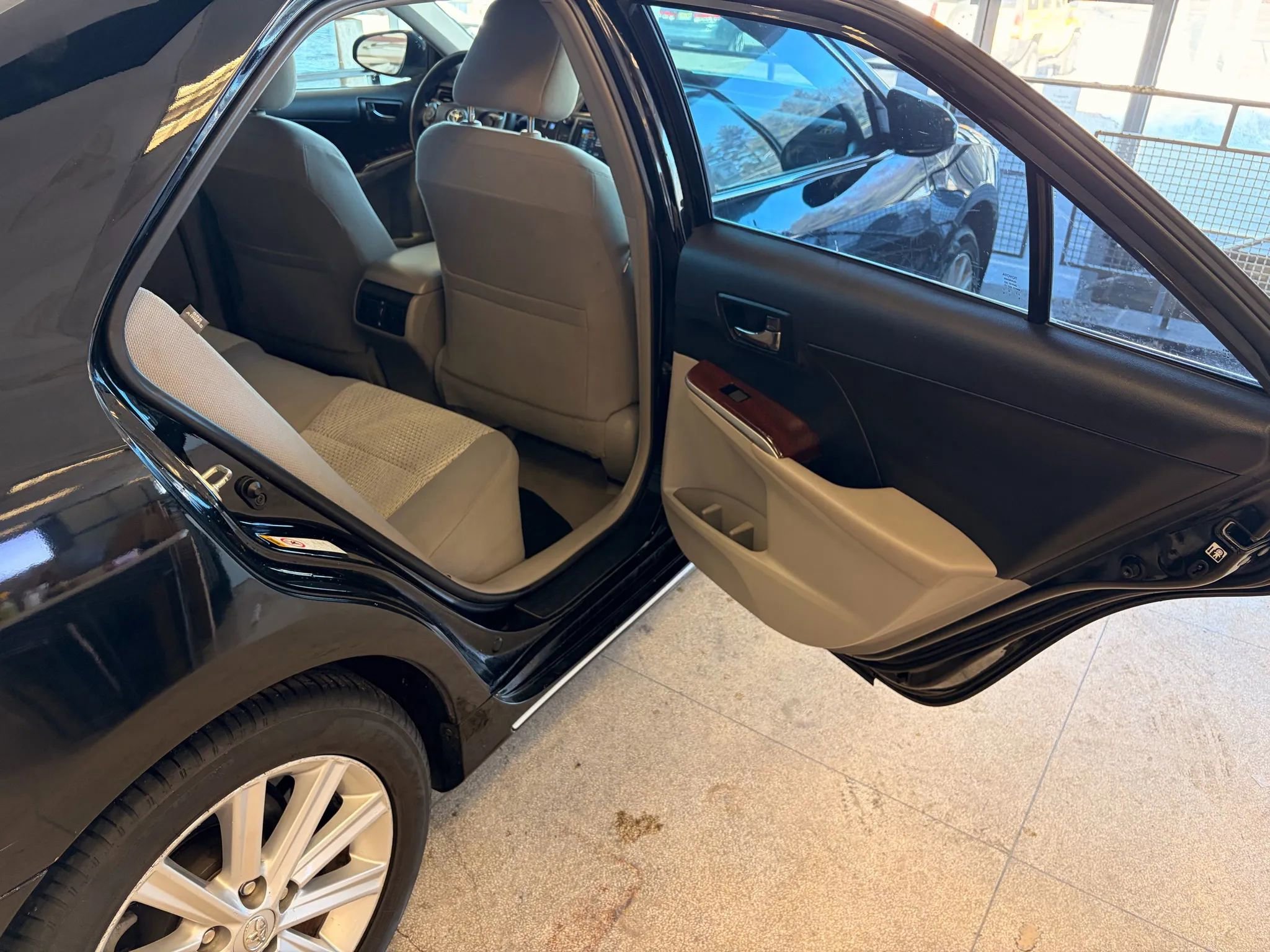 Used 2013 Toyota Camry XLE image 59