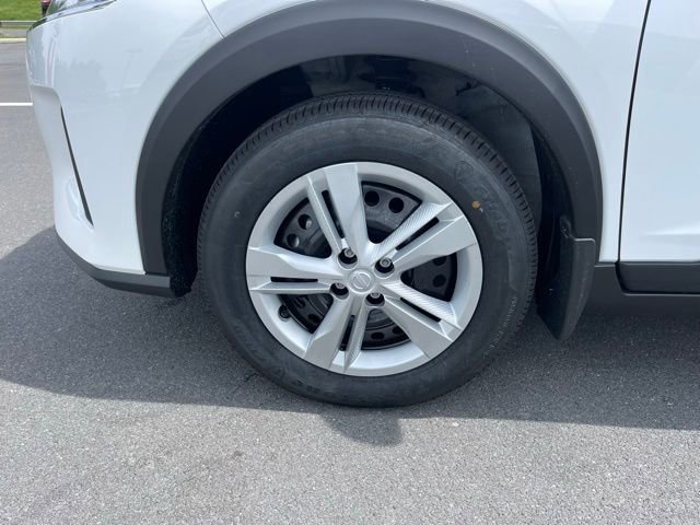 New 2025 Nissan Kicks Play S image 9