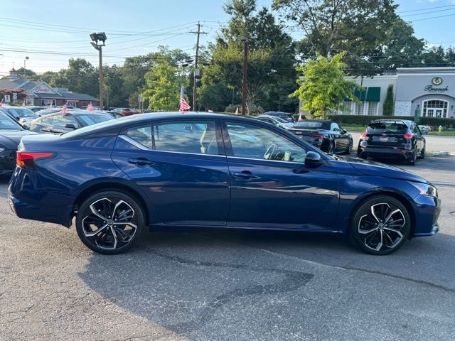 Used 2023 Nissan Altima 2.5 SR image 4