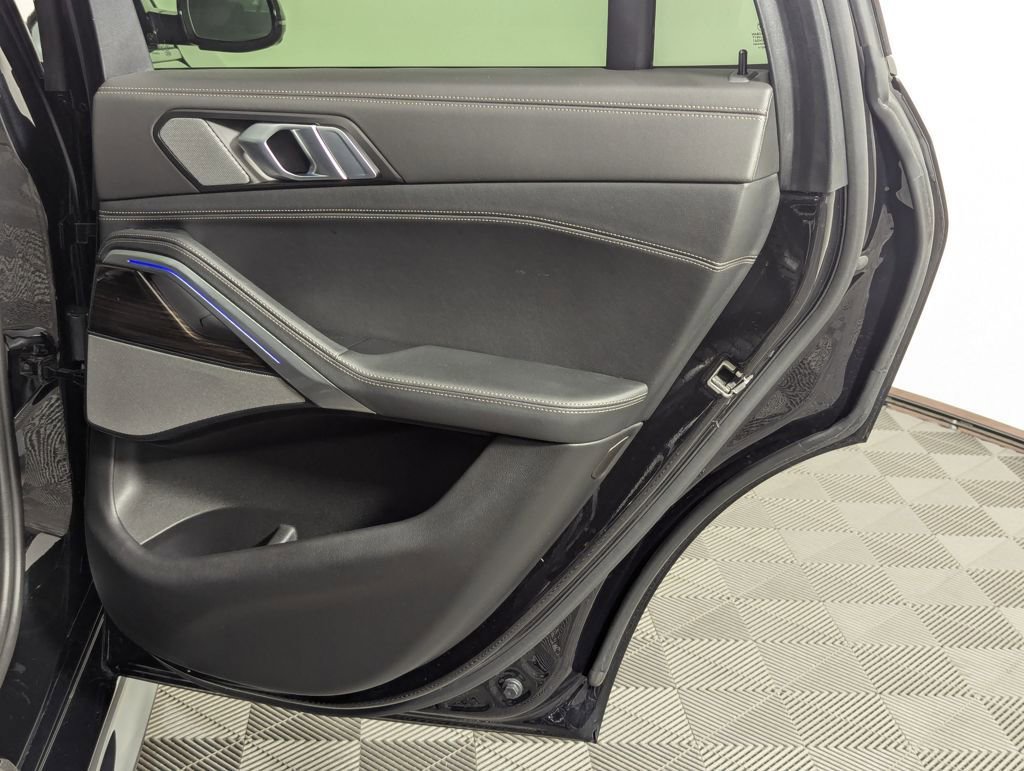 Used 2024 BMW X6 xDrive40i image 49