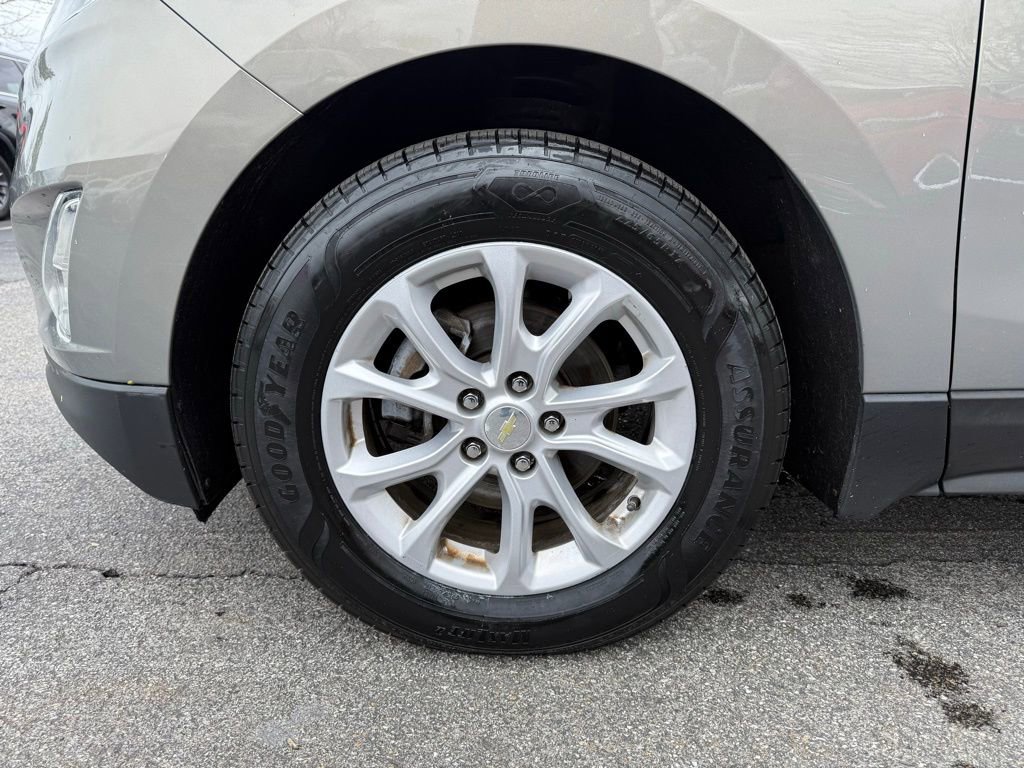 Used 2018 Chevrolet Equinox LT w/ LPO, Floor Liner Package FWD image 24