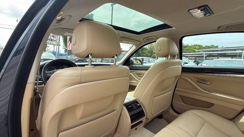 Used 2014 BMW 528i Sedan RWD image 27