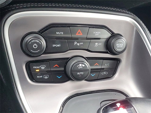 Used 2022 Dodge Challenger R/T w/ Blacktop Package image 26
