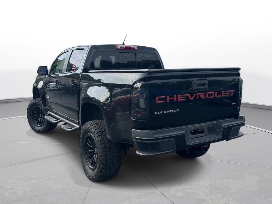 Used 2022 Chevrolet Colorado Z71 w/ Z71 Midnight Edition AWD/4WD image 8