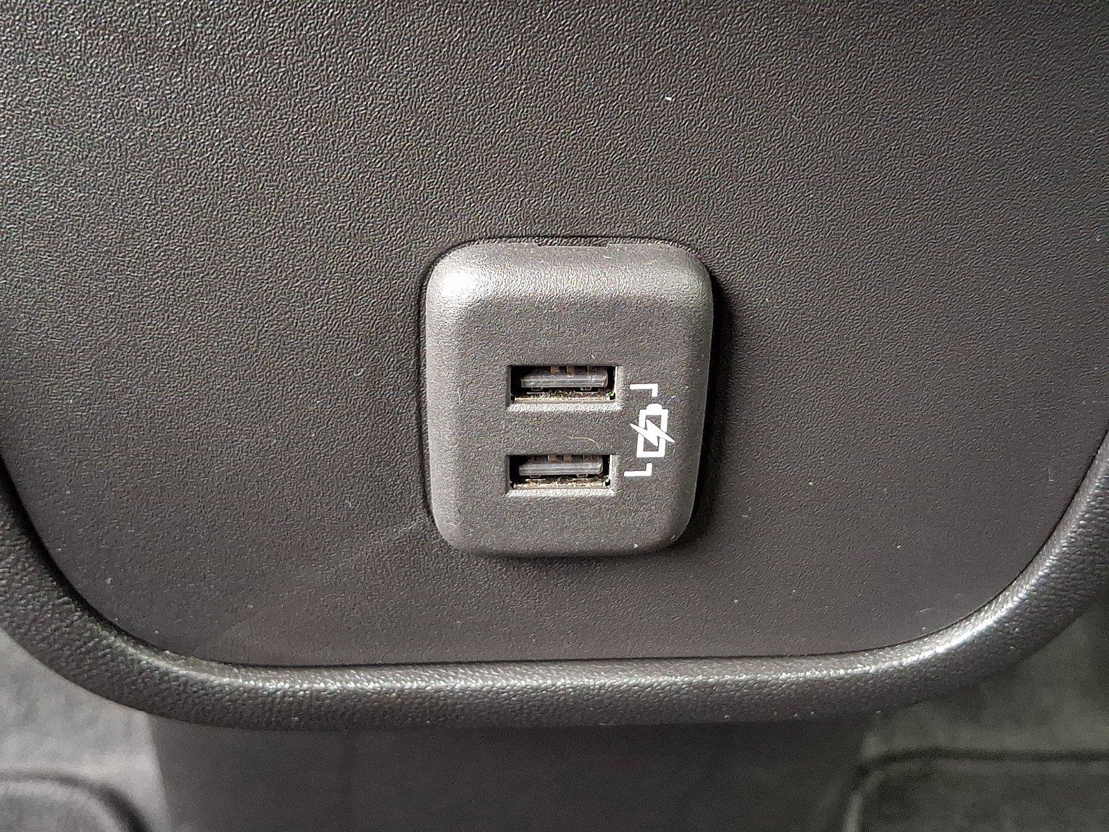 Used 2023 Chevrolet Equinox LS w/ LS Convenience Package AWD/4WD image 11