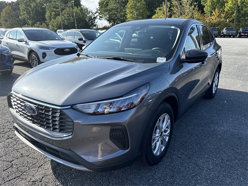 Used 2024 Ford Escape Active w/ Tech Pack #1 image 3