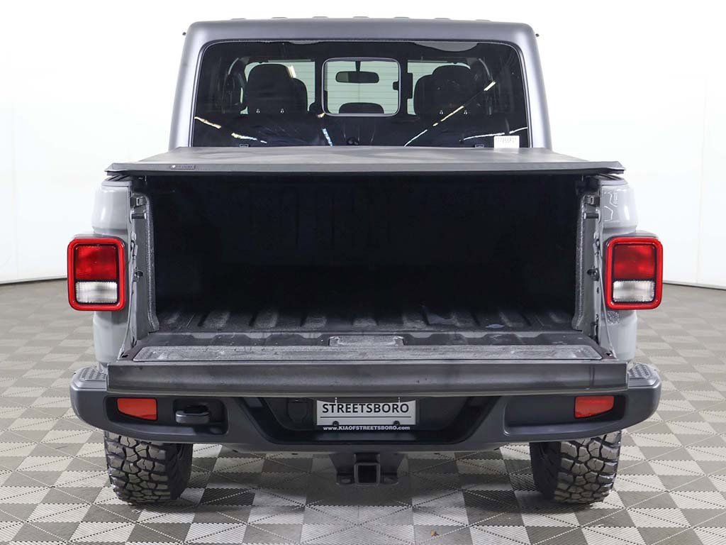 Used 2022 Jeep Gladiator Sport image 17