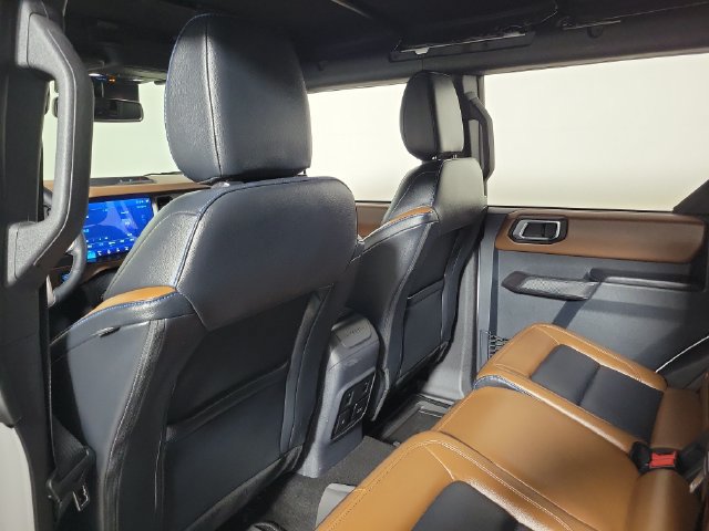 Used 2024 Ford Bronco Outer Banks AWD/4WD image 11