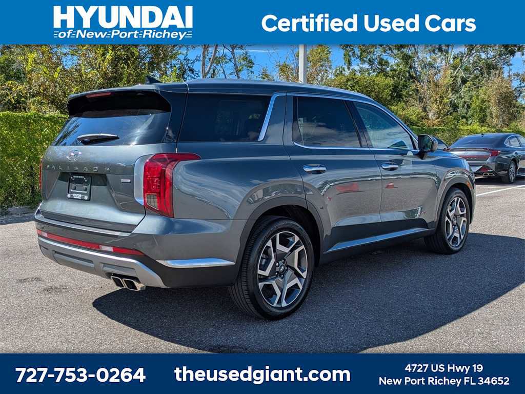 Used 2024 Hyundai Palisade Limited image 5