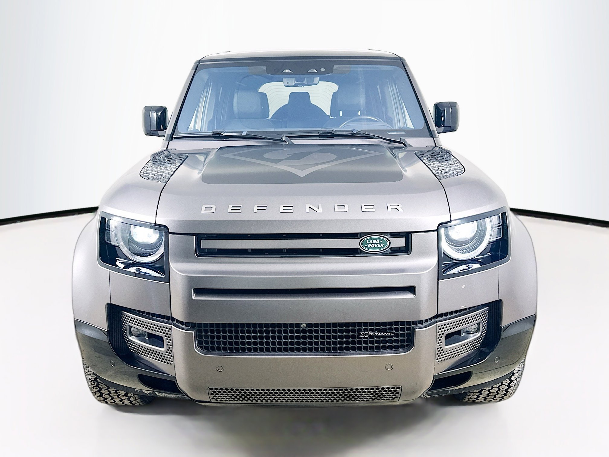 Used 2022 Land Rover Defender 110 X-Dynamic SE image 2