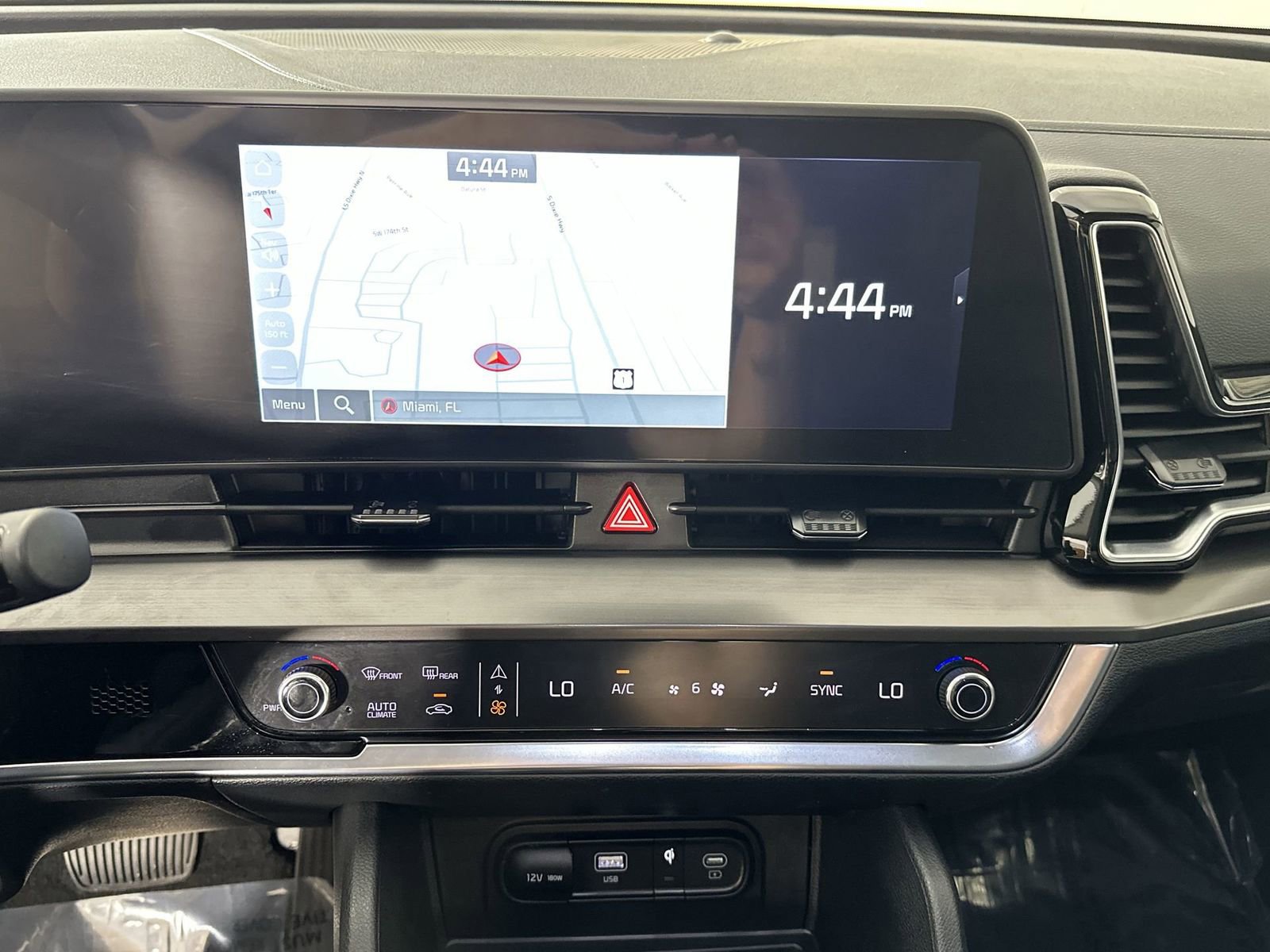 Used 2025 Kia Sportage EX w/ Premium Package image 25