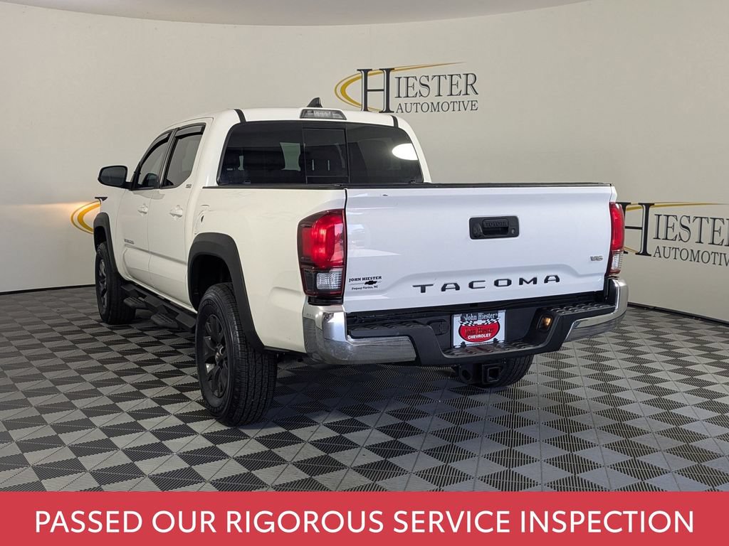Used 2021 Toyota Tacoma SR5 RWD image 4