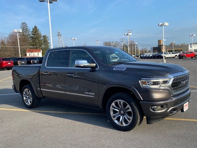 Used 2022 RAM 1500 Limited w/ Body Color Bumper Group AWD/4WD image 7