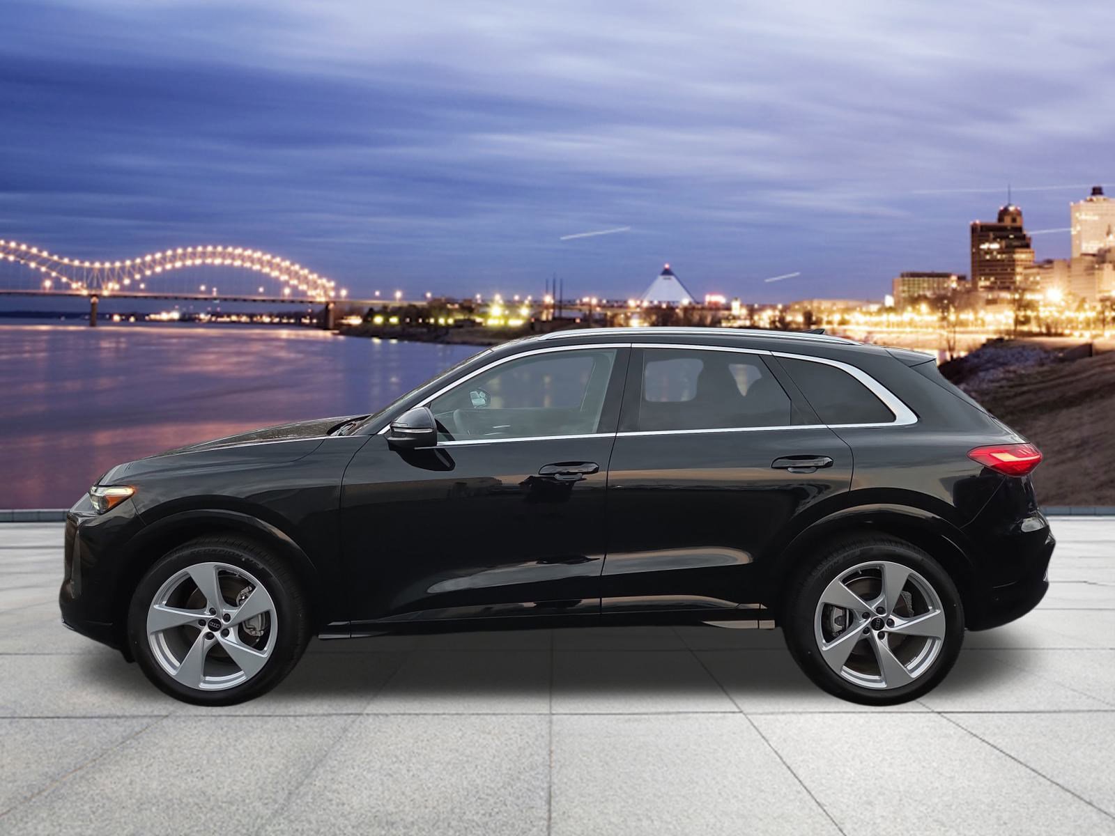 New 2025 Audi Q5 Prestige AWD/4WD image 2