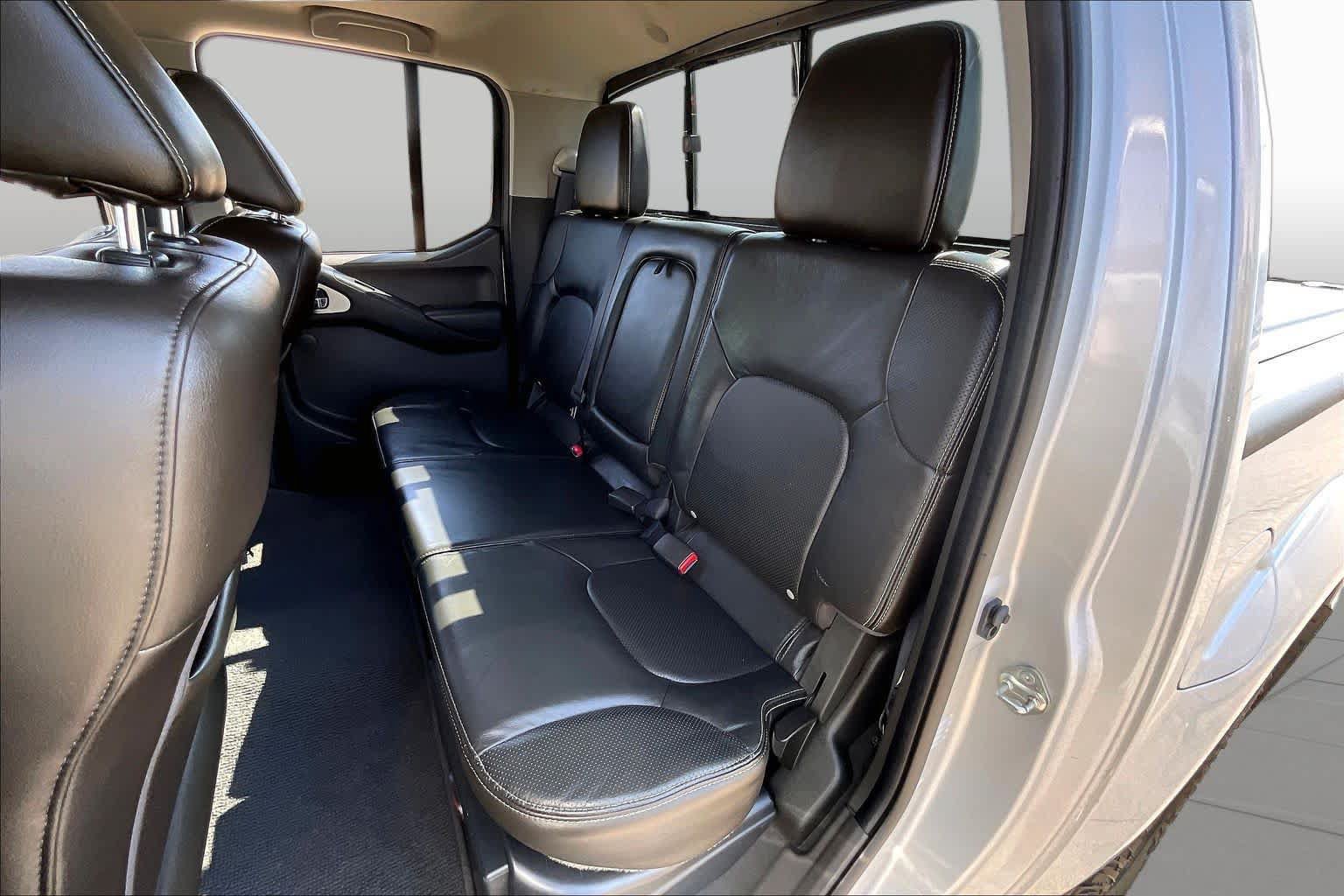 Used 2019 Nissan Frontier PRO-4X w/ Pro-4x Luxury Package AWD/4WD image 21