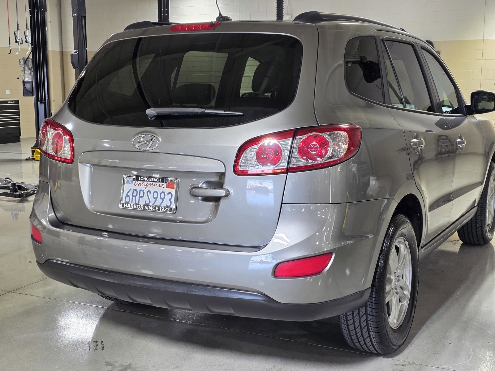 Used 2011 Hyundai Santa Fe GLS image 11