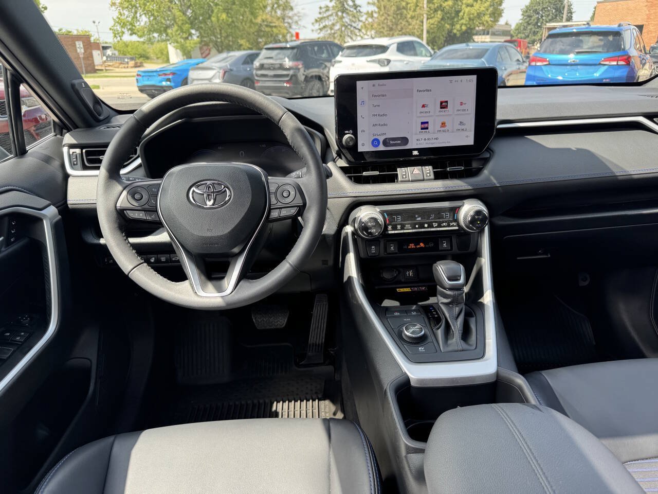 Used 2023 Toyota RAV4 XSE AWD/4WD image 11