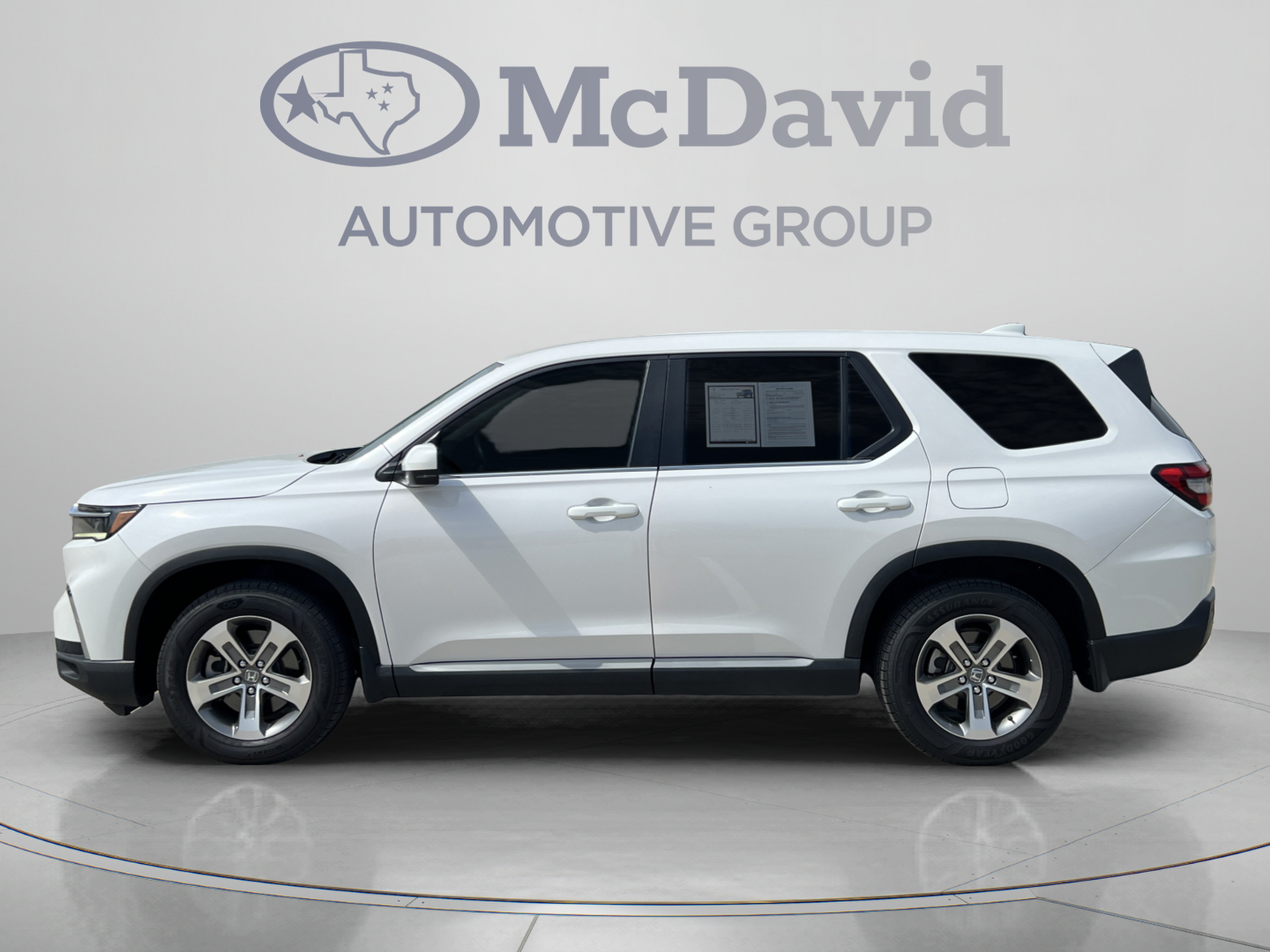 Used 2023 Honda Pilot EX-L image 4