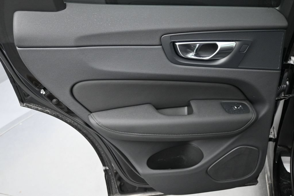 New 2026 Volvo XC60 B5 Ultra w/ Protection Package Premier AWD/4WD image 20