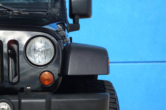 Used 2010 Jeep Wrangler Unlimited Sport image 27