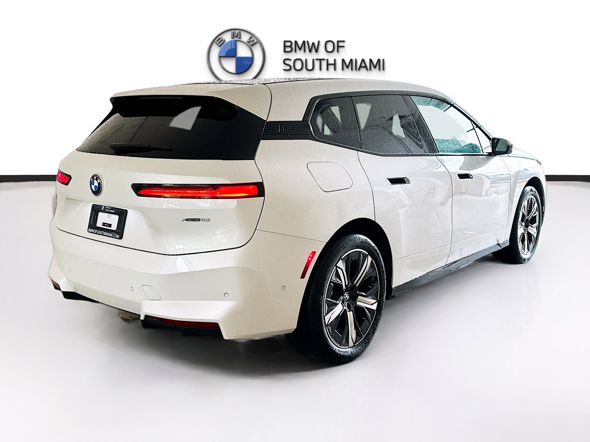 New 2026 BMW iX xDrive60 w/ Premium Package image 6