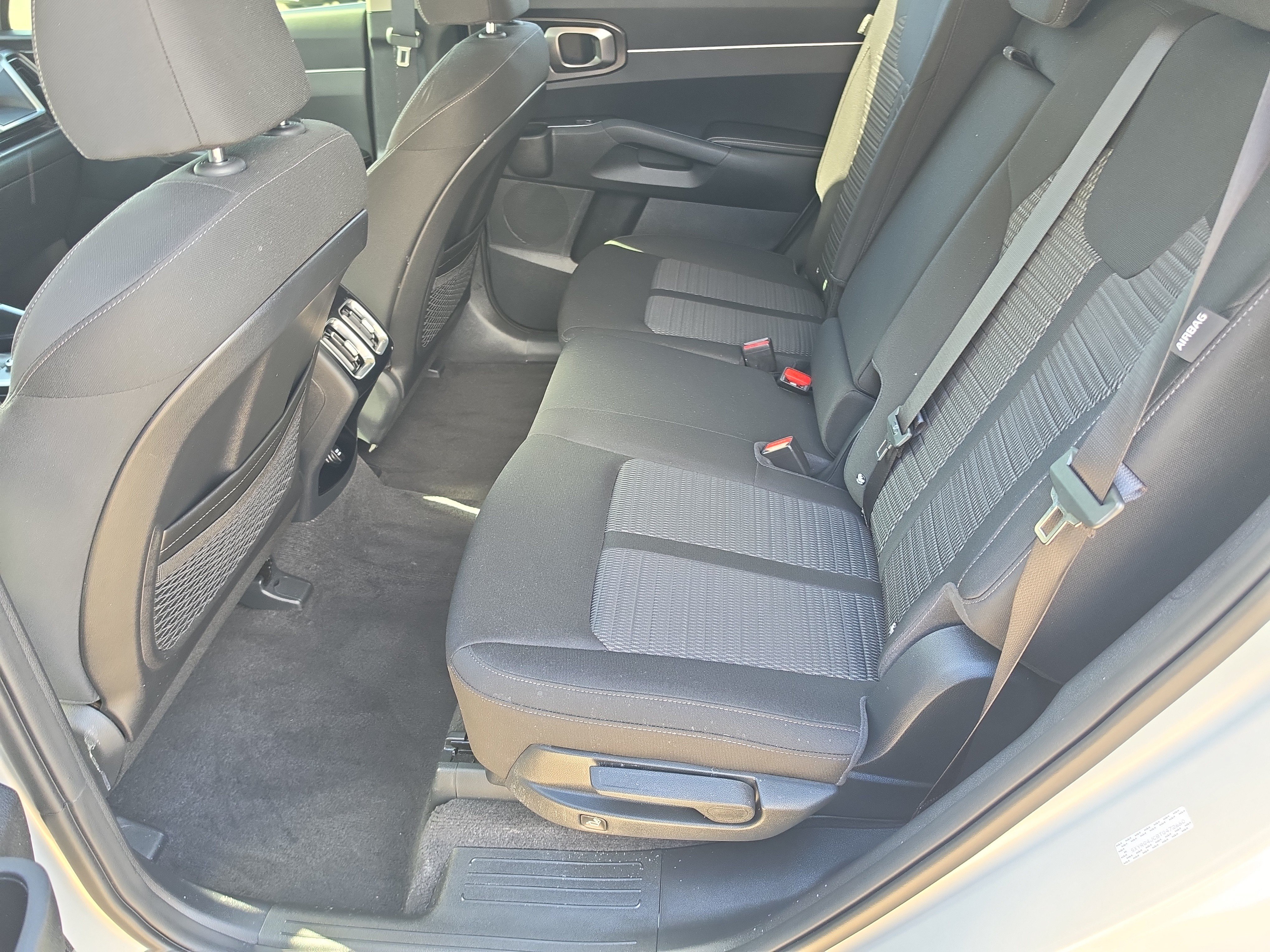 Certified 2026 Kia Sorento LX FWD image 16