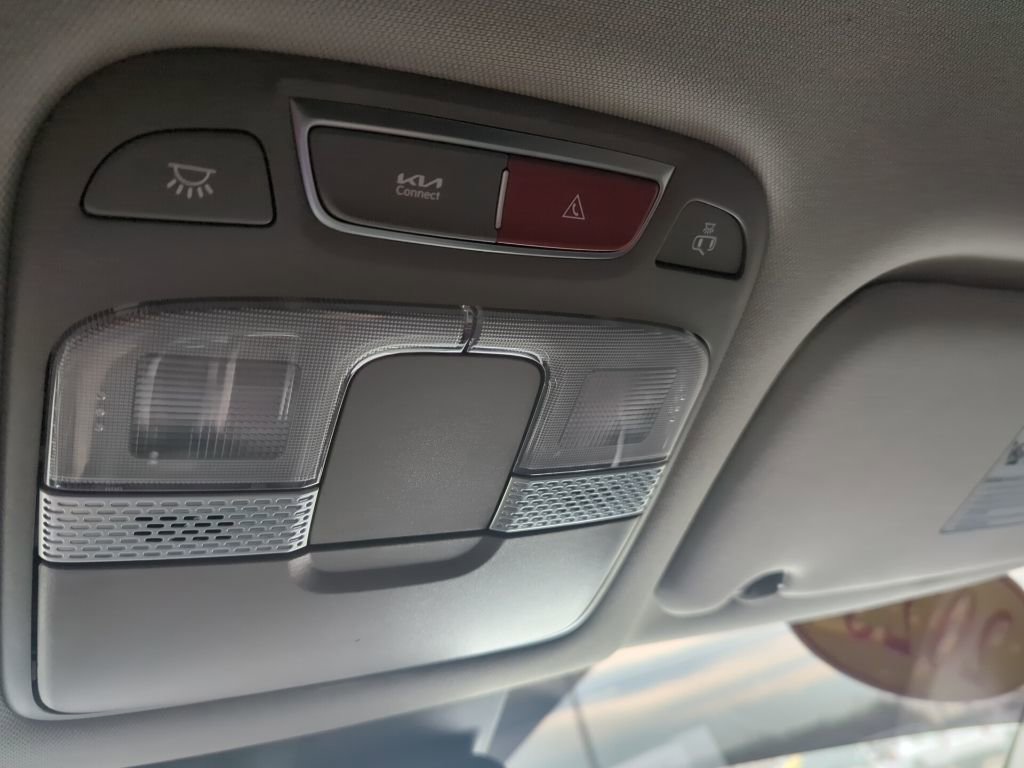 Used 2023 Kia Telluride S image 54