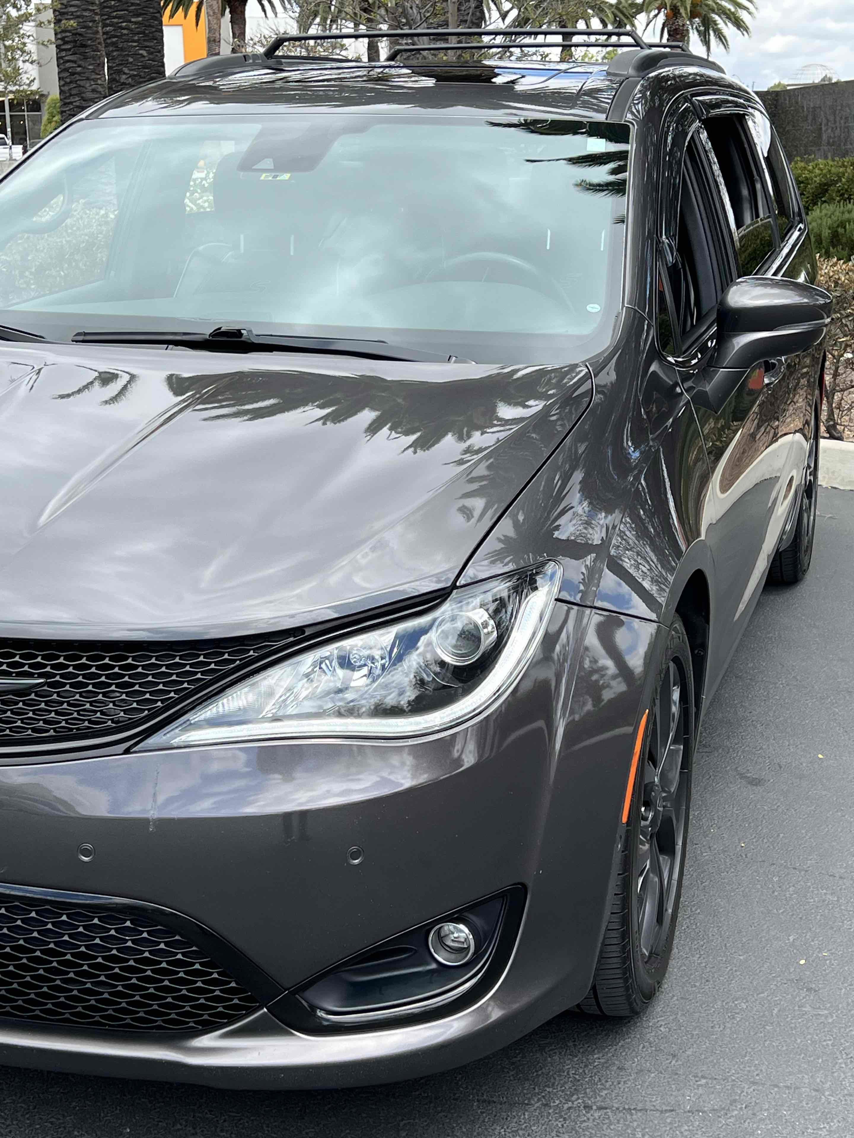 Used 2019 Chrysler Pacifica Limited w/ Advanced Safetytec Group FWD image 62