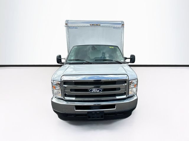 New 2027 Ford E-450 and Econoline 450 Super Duty w/ Power Equipment Group RWD image 2