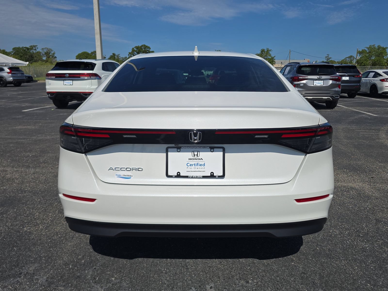 Certified 2025 Honda Accord LX image 5