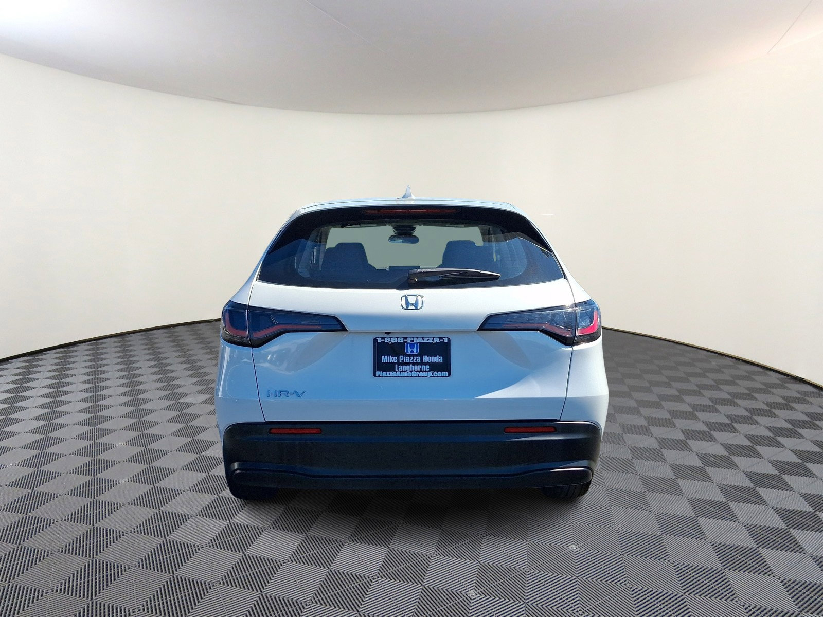 Used 2023 Honda HR-V LX image 6