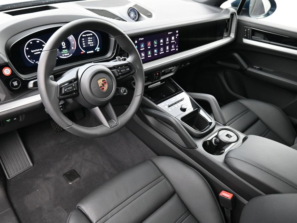 Certified 2025 Porsche Cayenne E-Hybrid Coupe AWD/4WD image 4