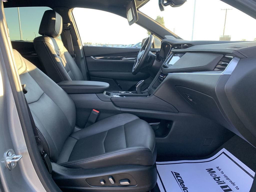 Certified 2025 Cadillac XT5 Premium Luxury image 26