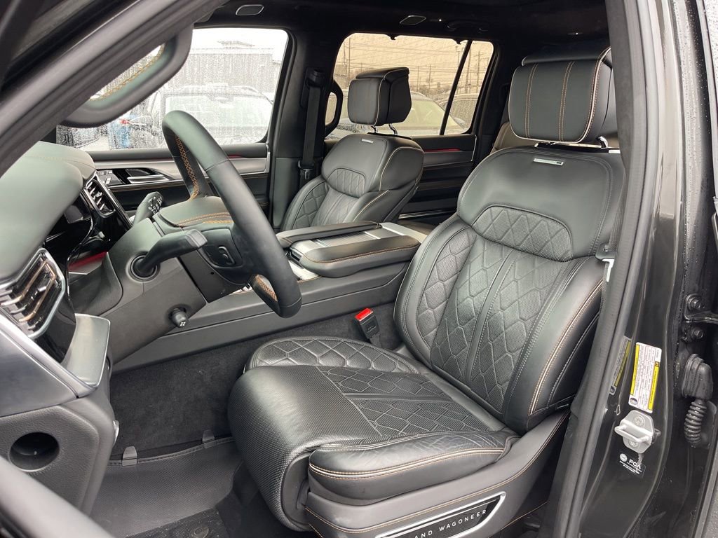 Used 2023 Jeep Grand Wagoneer Series III image 22