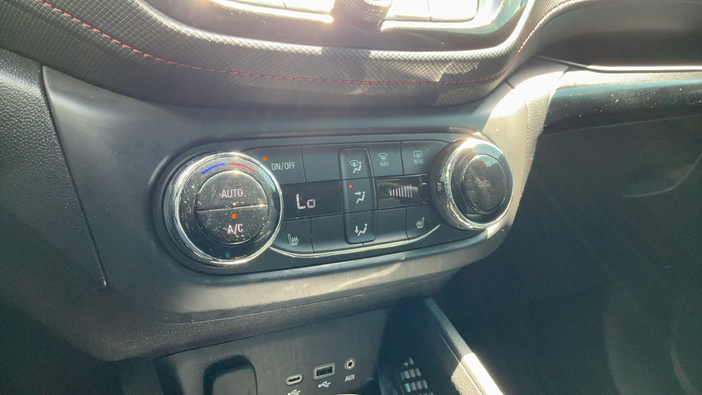 Used 2023 Chevrolet TrailBlazer RS w/ Convenience Package FWD image 16