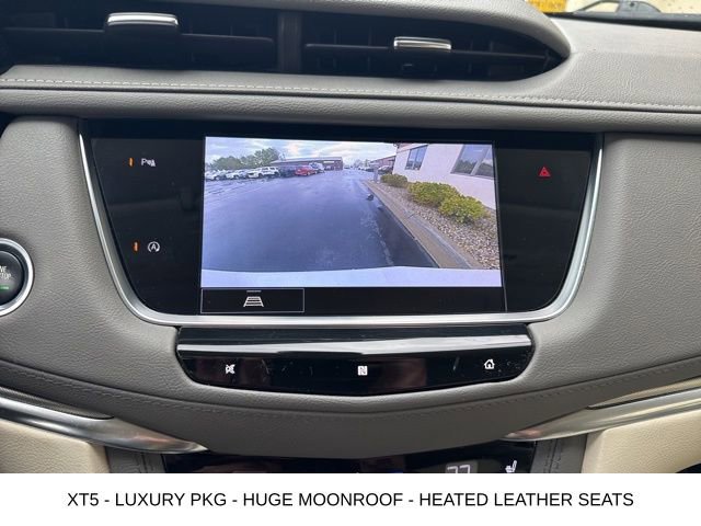 Used 2021 Cadillac XT5 Premium Luxury FWD image 30