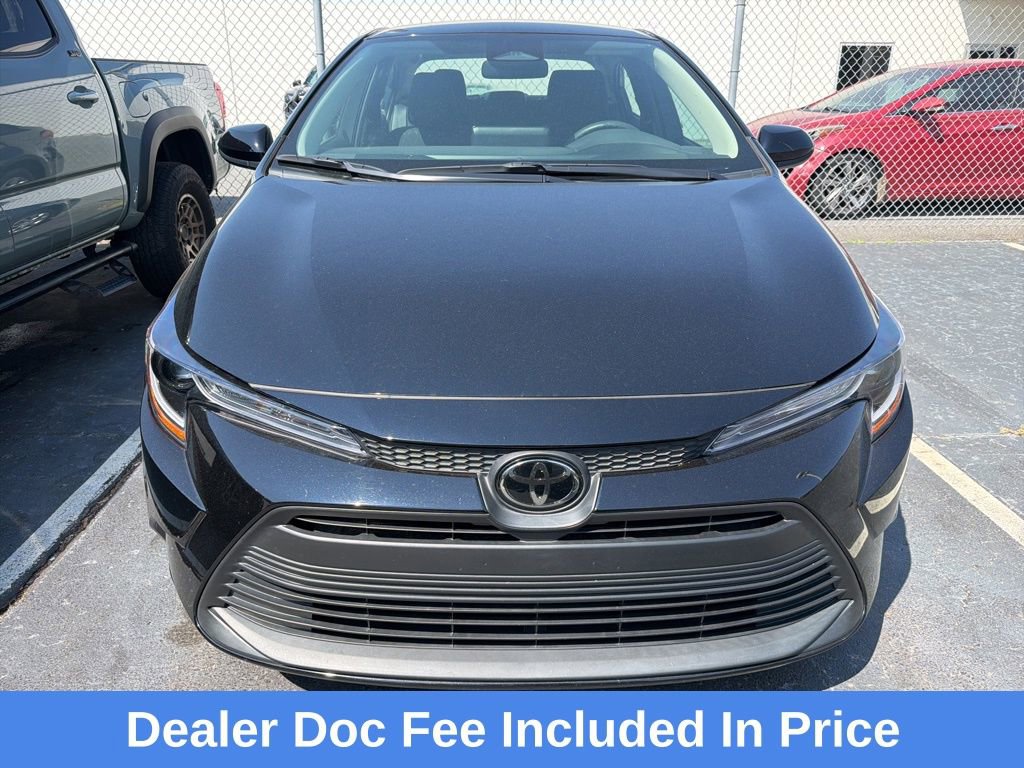 Used 2024 Toyota Corolla LE FWD image 1