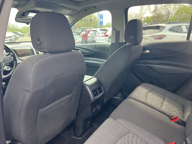 Used 2018 Chevrolet Equinox LT w/ Sun & Infotainment Package image 17