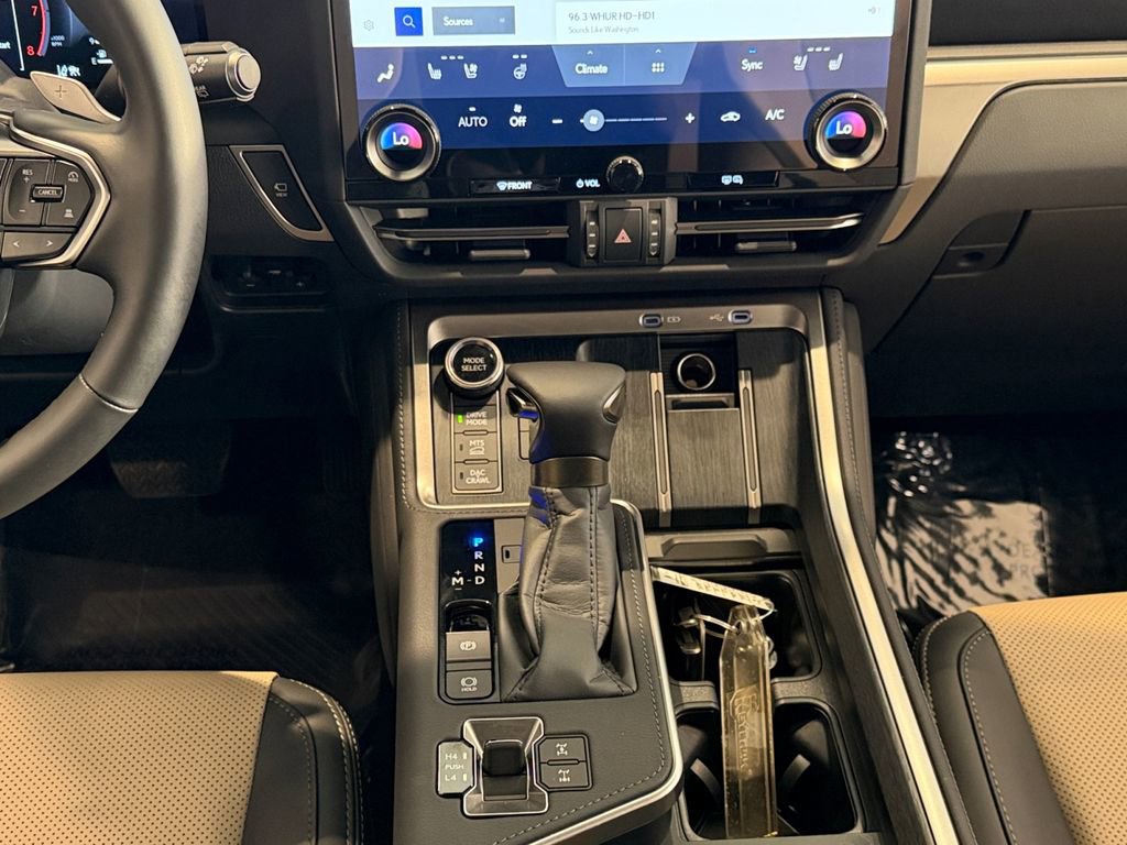 Certified 2025 Lexus GX 550 image 13