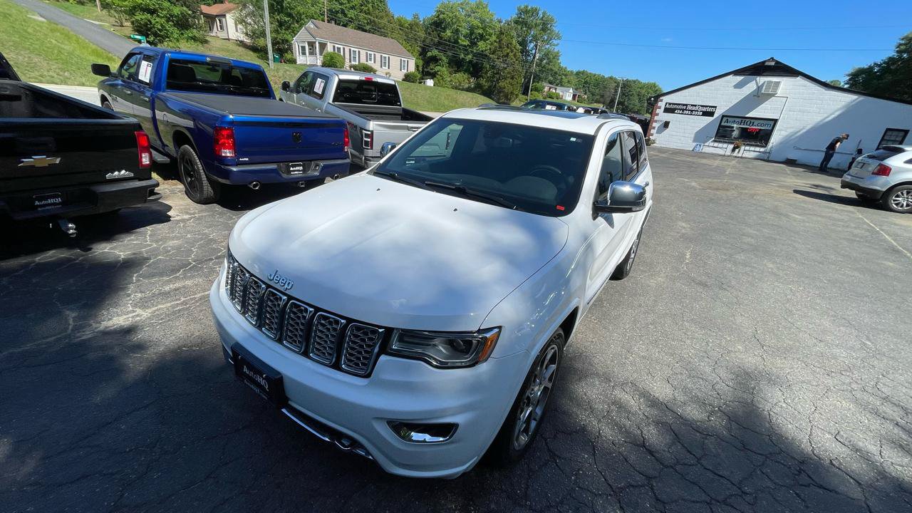 Used 2021 Jeep Grand Cherokee Overland AWD/4WD image 15