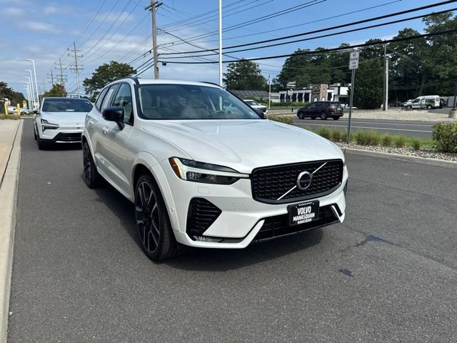 Used 2023 Volvo XC60 B5 Ultimate w/ Climate Package AWD/4WD image 6