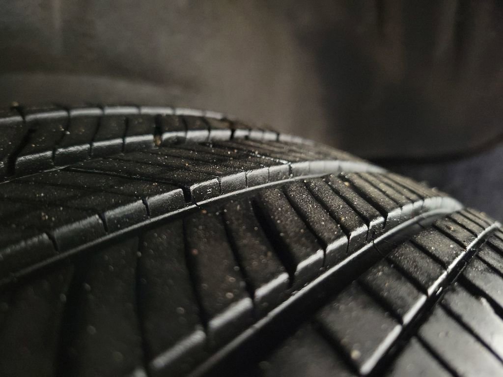 Used 2023 Toyota RAV4 XLE w/ Convenience Package image 11