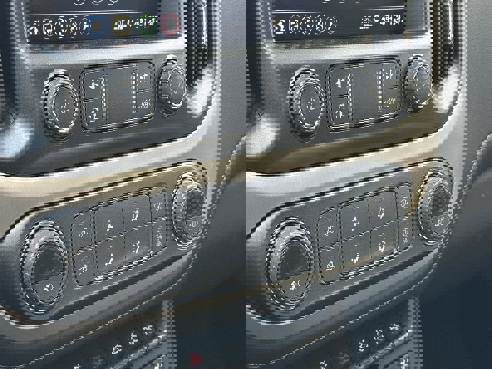 Used 2021 GMC Canyon Denali image 31