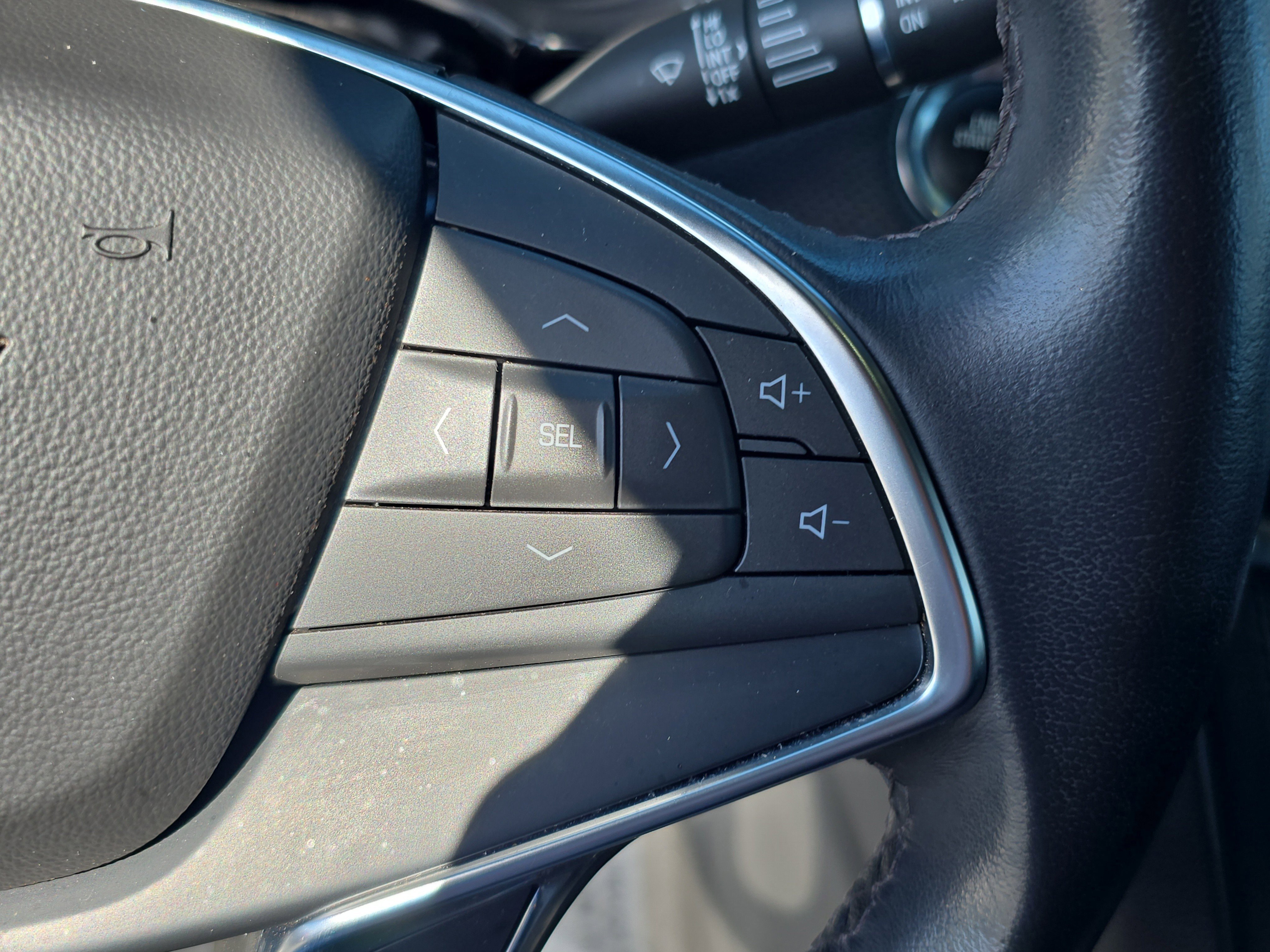 Used 2023 Cadillac XT5 Luxury image 23