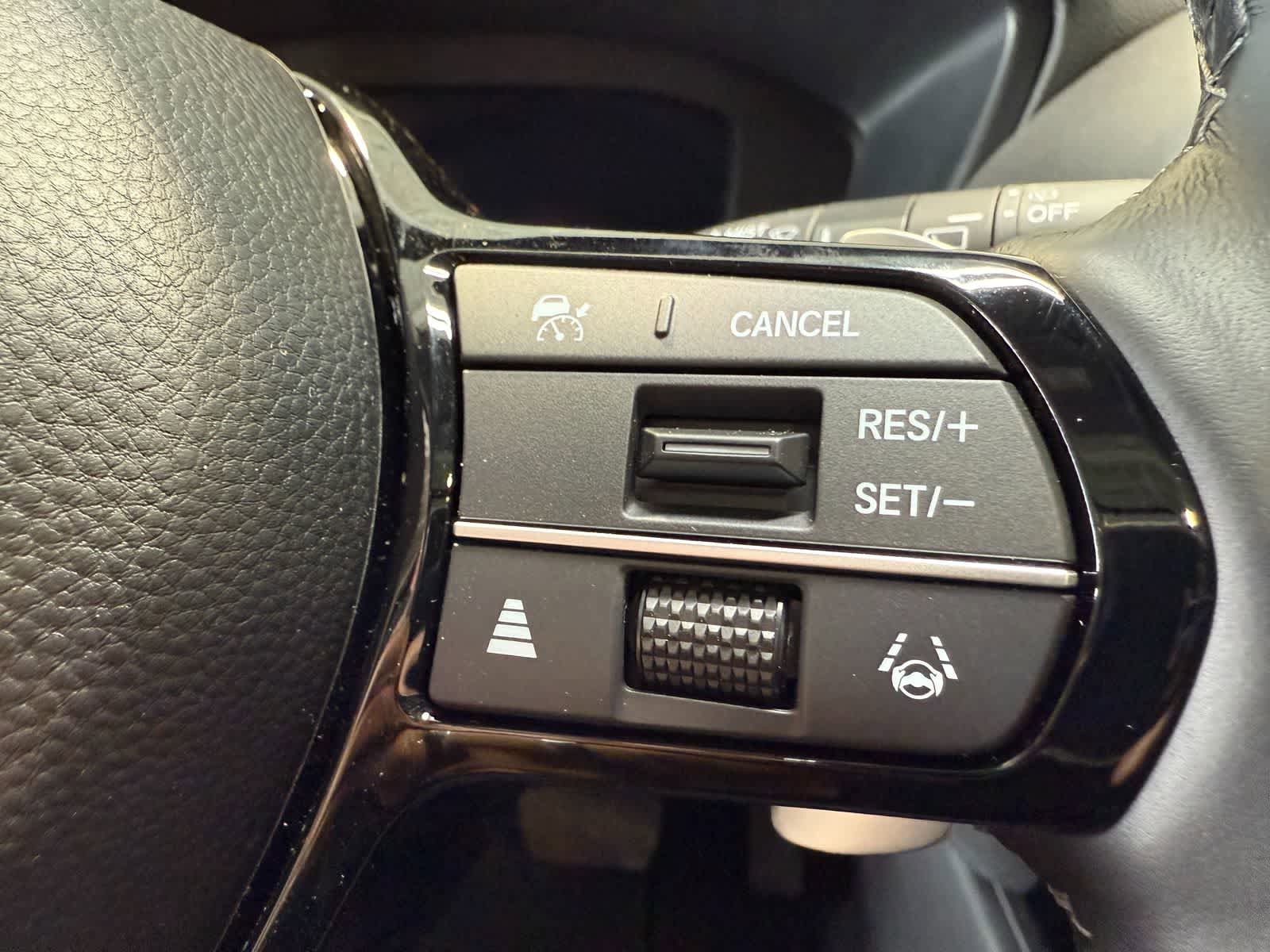 Used 2025 Acura ADX AWD image 19