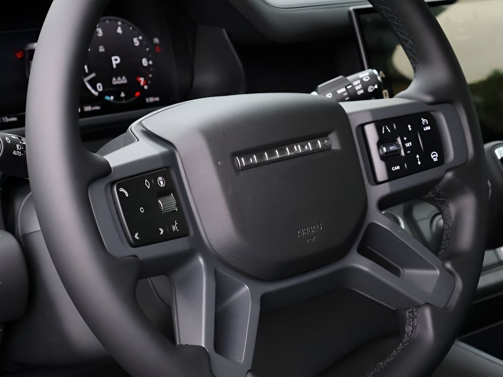 New 2026 Land Rover Defender 110 X-Dynamic SE AWD/4WD image 15