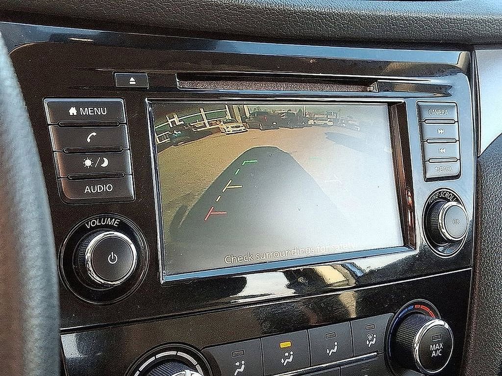 Used 2022 Nissan Rogue Sport S image 12