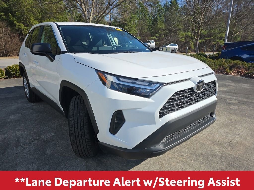 Used 2025 Toyota RAV4 LE image 10