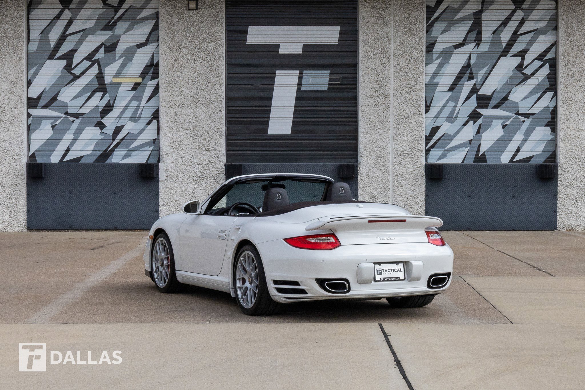 Used 2012 Porsche 911 Turbo image 11