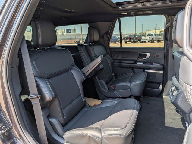 New 2027 Ford Expedition Platinum w/ Stealth Appearance Package AWD/4WD image 52